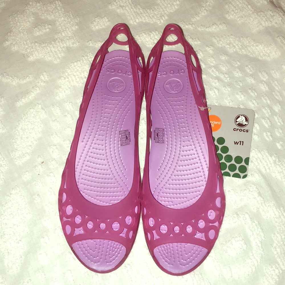 Brand New🌟Adrina flat 🌟Crocs 💗pink🌟 size w11